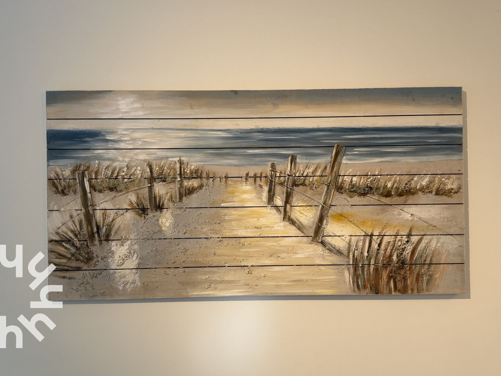 Cozy living room in vacation home ZE1541, Zoutelande, Walcheren, overlooking green nature through large windows.