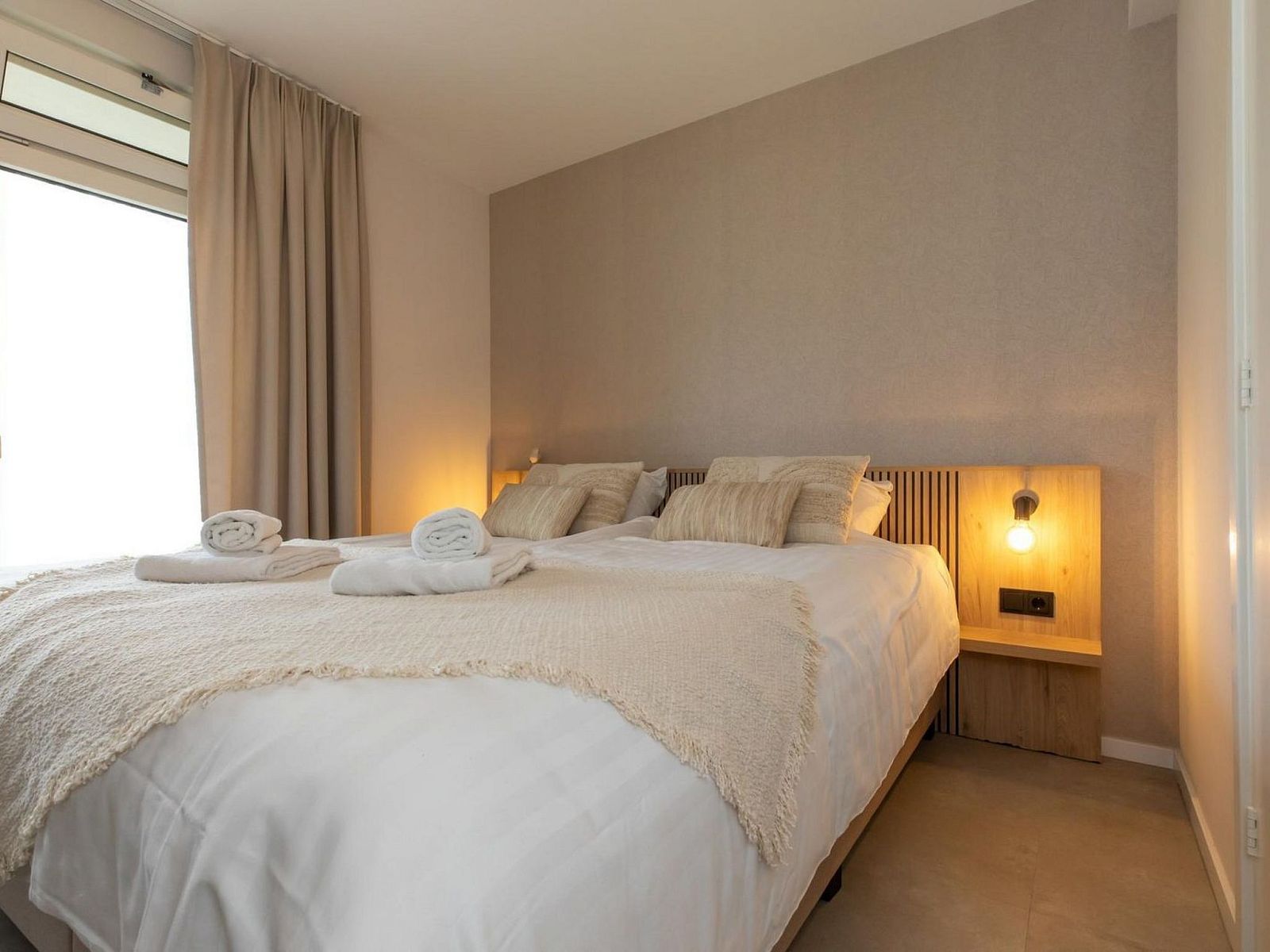 Guest house 6207136 - Holiday property Walcheren - Vakantiehuis Kurhaus IV mit Sauna
