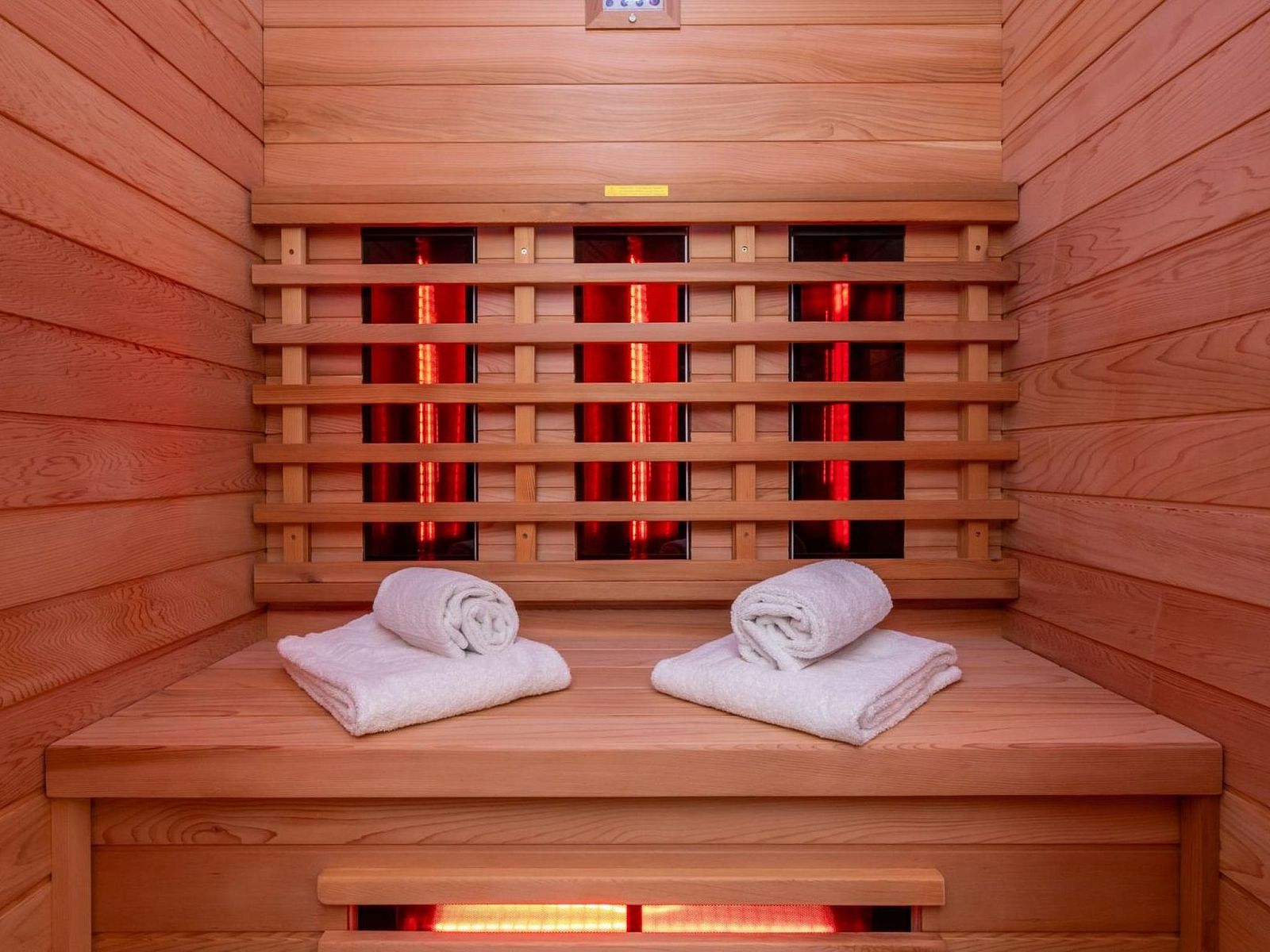 Guest house 6207136 - Holiday property Walcheren - Vakantiehuis Kurhaus IV mit Sauna