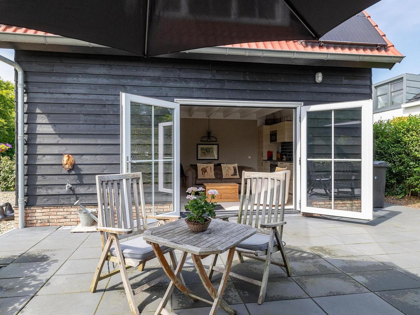 Guest house 620728 - Holiday property Walcheren - Vakantiehuis Het Koetshuys