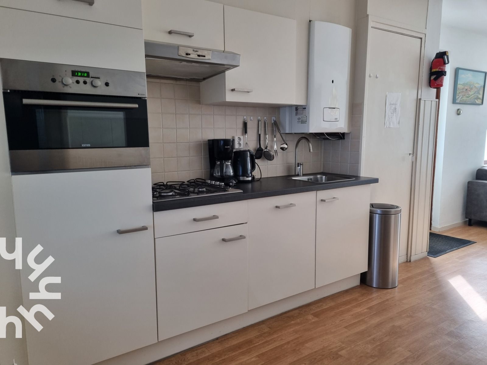 Stijlvolle woonkamer in vakantiehuis ZE301 in Zoutelande, Walcheren, met moderne inrichting.