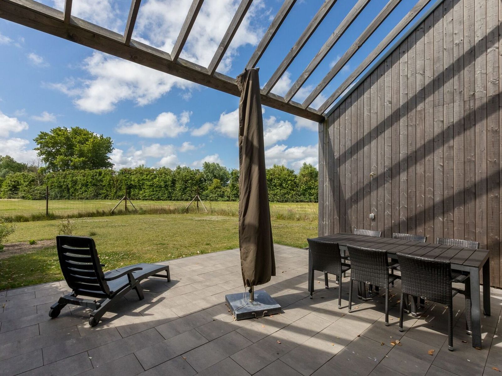 Guest house 620926 - Holiday property Walcheren - Vakantiehuis Duinappel en Zonnebes