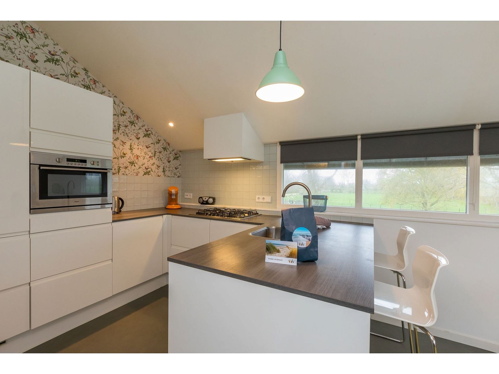 Guest house 620997 - Apartment Walcheren - Appartement - Kon Emmaweg 6  Vrouwenpolder bovenapp