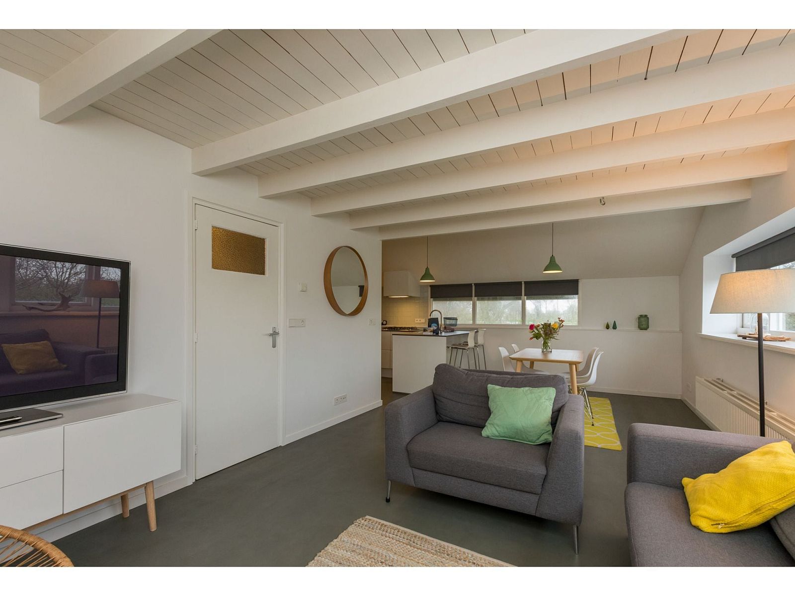 Guest house 620997 - Apartment Walcheren - Appartement - Kon Emmaweg 6  Vrouwenpolder bovenapp