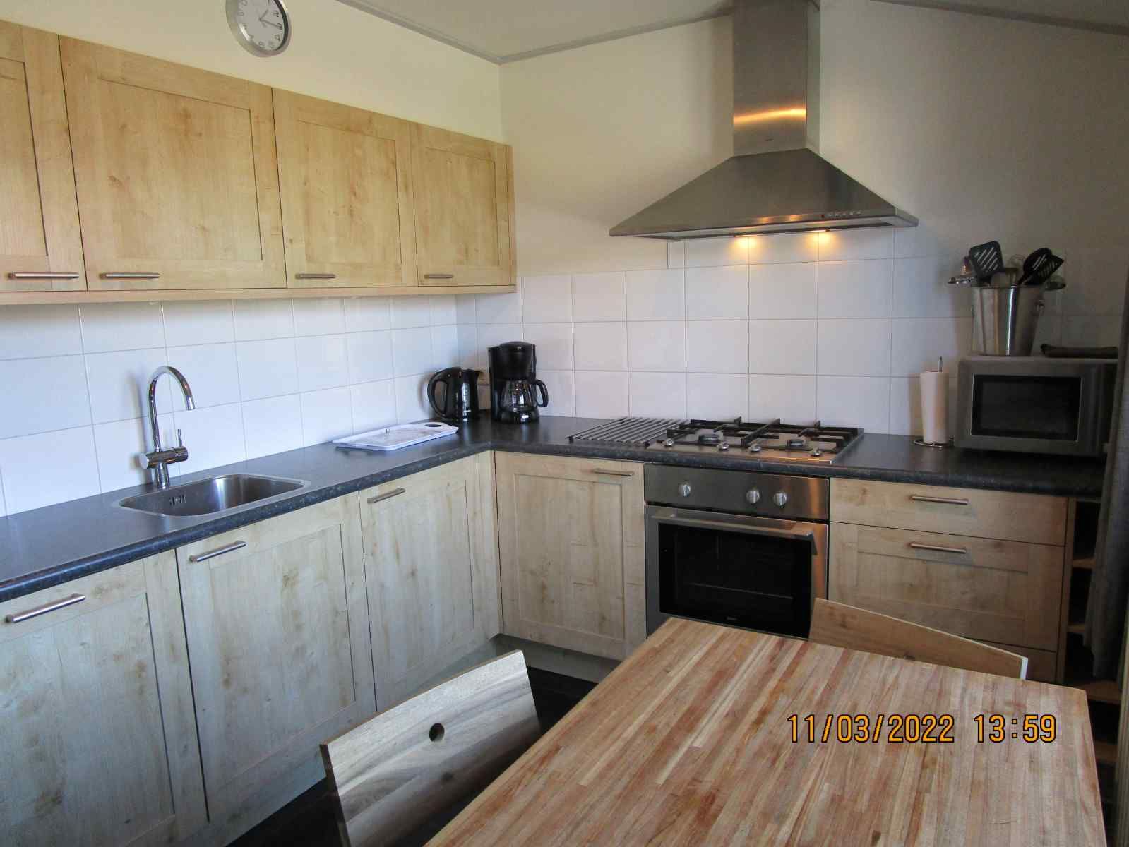 Gemuetliches Schlafzimmer mit zwei Einzelbetten im Ferienhaus ZE161, Vrouwenpolder, Walcheren.