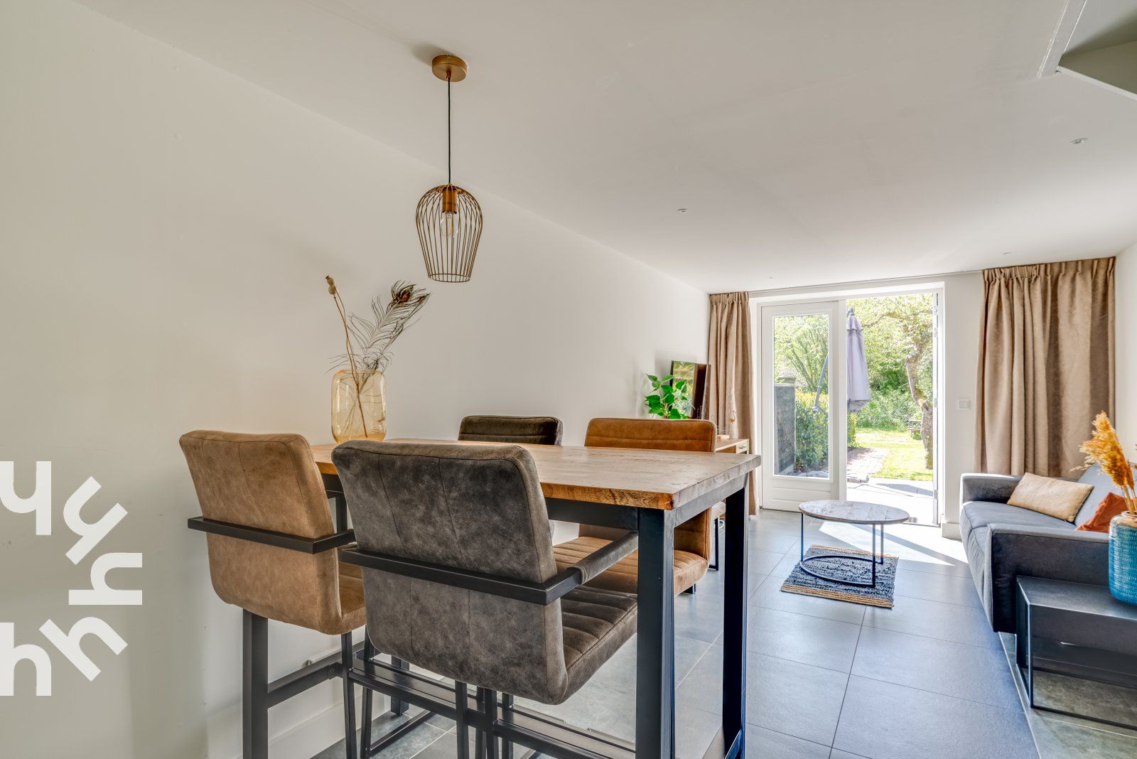 Master bedroom with comfortable bed in vacation home ZE1151, Veere, Walcheren, Zeeland.