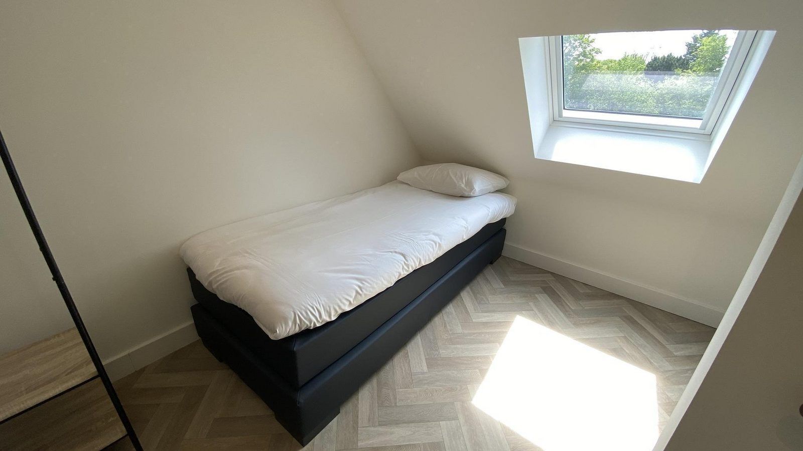 Cozy single room in VZ1022 Holiday apartment in Veere, Walcheren, Zeeland with a view.