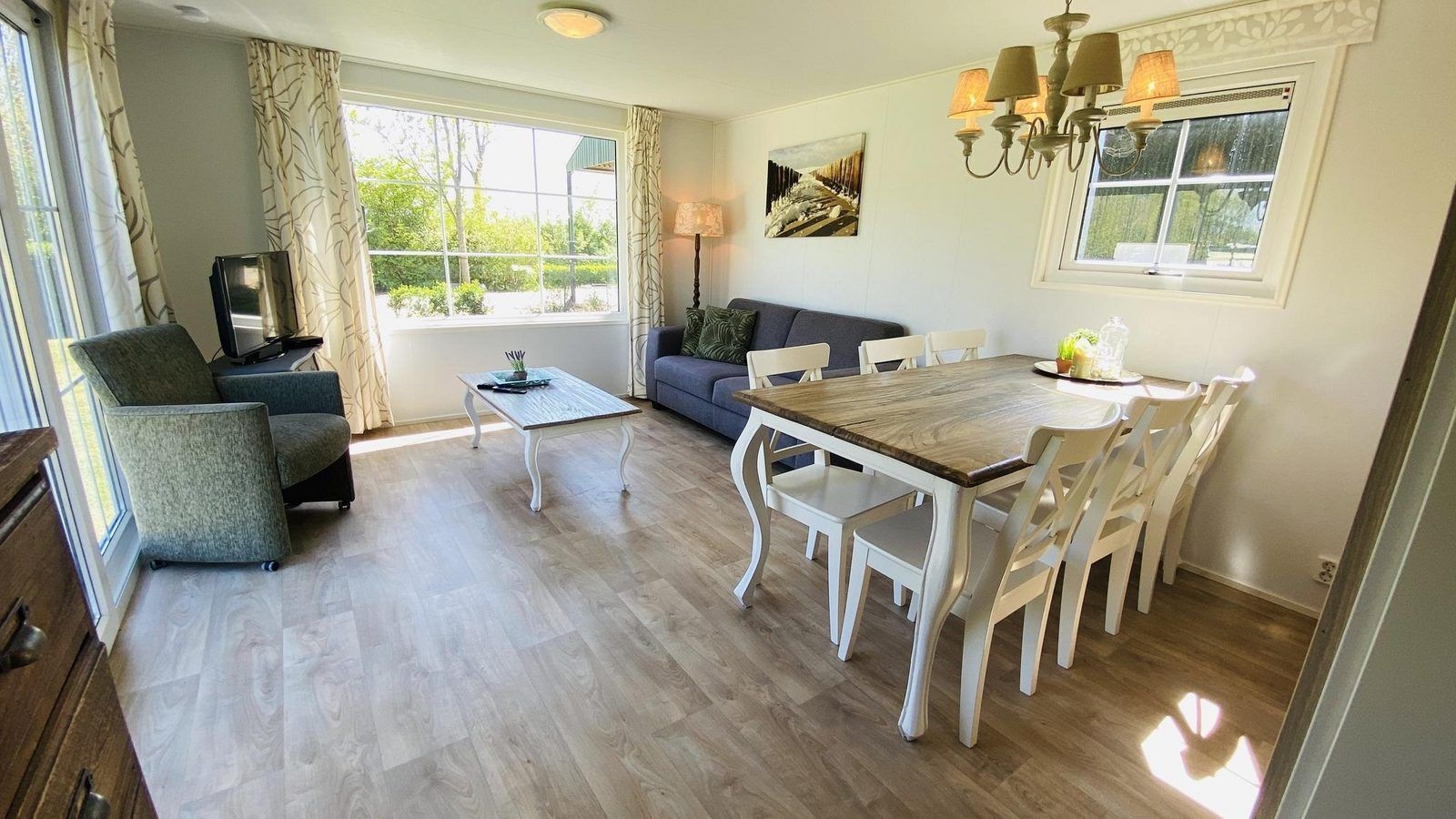 Cozy living room of VZ235 Chalet Veere in Veere, Walcheren