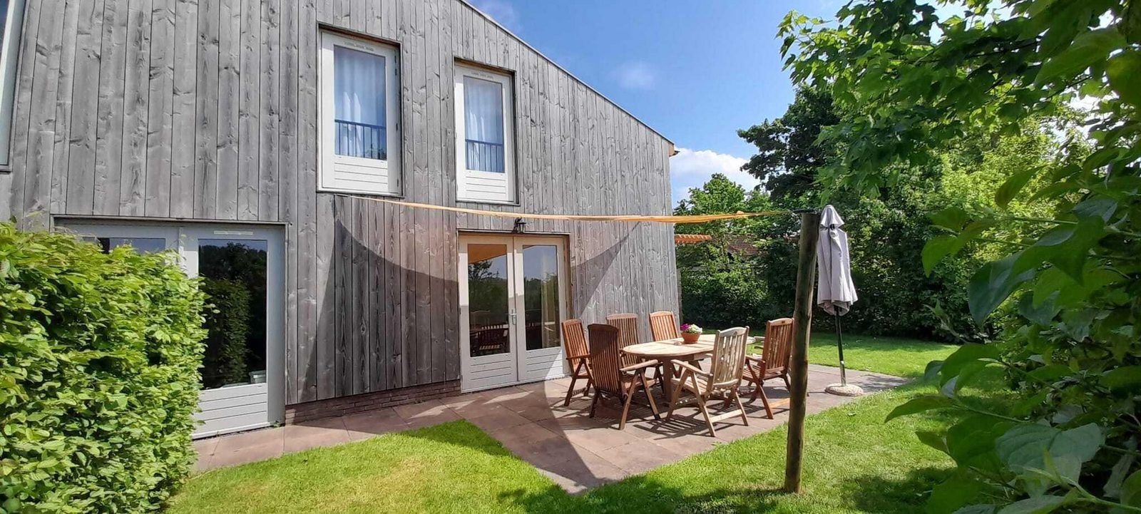 VZ629 Vakantieappartement Grijpskerke, zonnige buitenruimte in Grijpskerke, Walcheren, Zeeland.