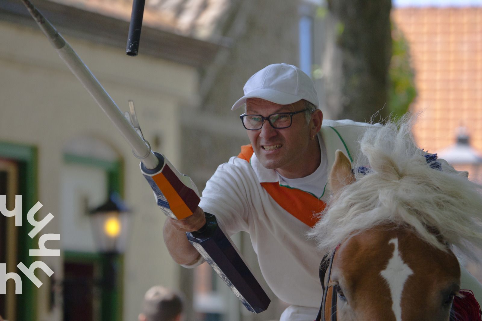 Relax on the comfortable lounge set at ZE1415 in Gapinge, Walcheren, Zeeland.