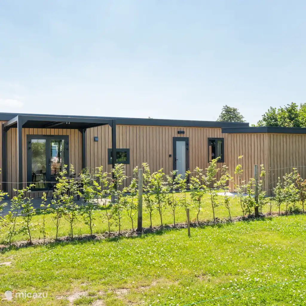 Guest house 623402 - Chalet Walcheren - Luxe Chalet op Minicamping Waarde