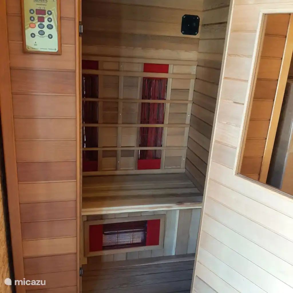 Verblijf 623403 - Chalet Walcheren - Luxe chalet op minicamping | sauna