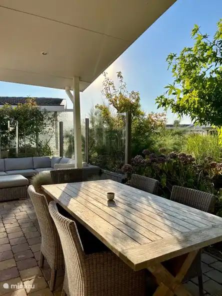 Guest house 6301103 - Chalet Zeeuws-Vlaanderen - White Beach House