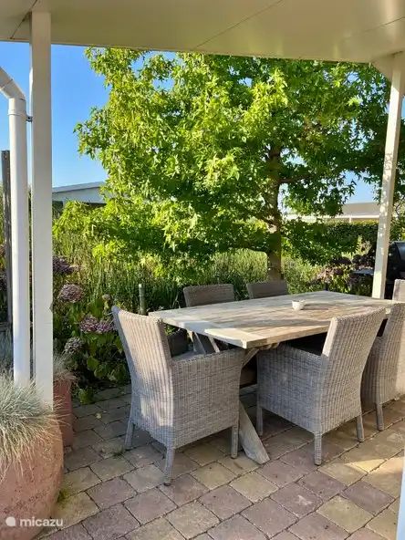 Guest house 6301103 - Chalet Zeeuws-Vlaanderen - White Beach House