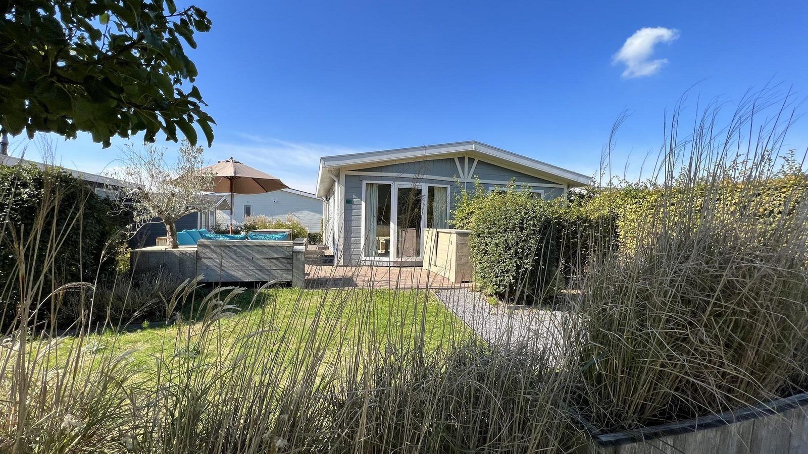 VZ808 Ferienhaus in Breskens mit gruenem Garten und Terrasse in Zeeuws-Vlaanderen, Zeeland.