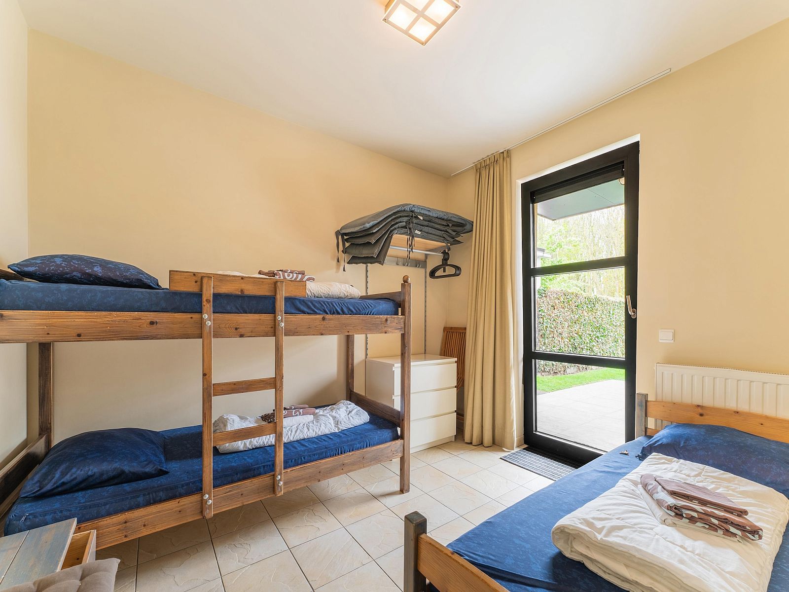 Guest house 630570 - Apartment Zeeuws-Vlaanderen - Stormvogel 1