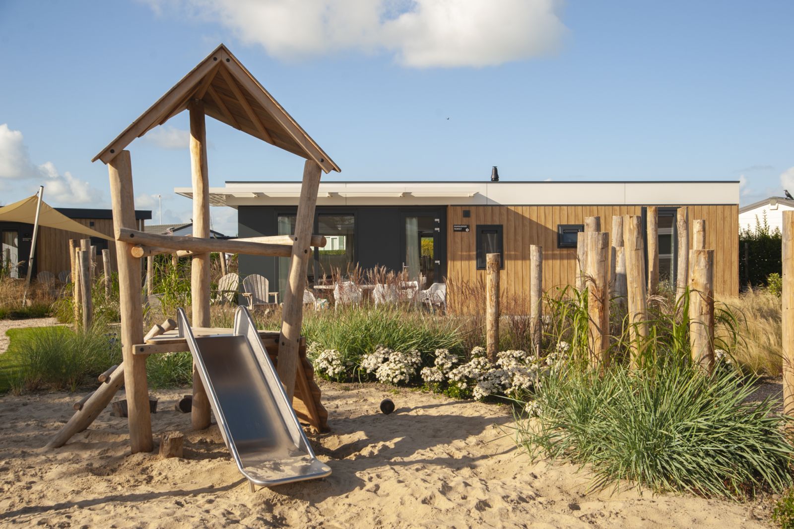 Verblijf 631644 - Vakantiewoning Zeeuws-Vlaanderen - Duin Lodge Family