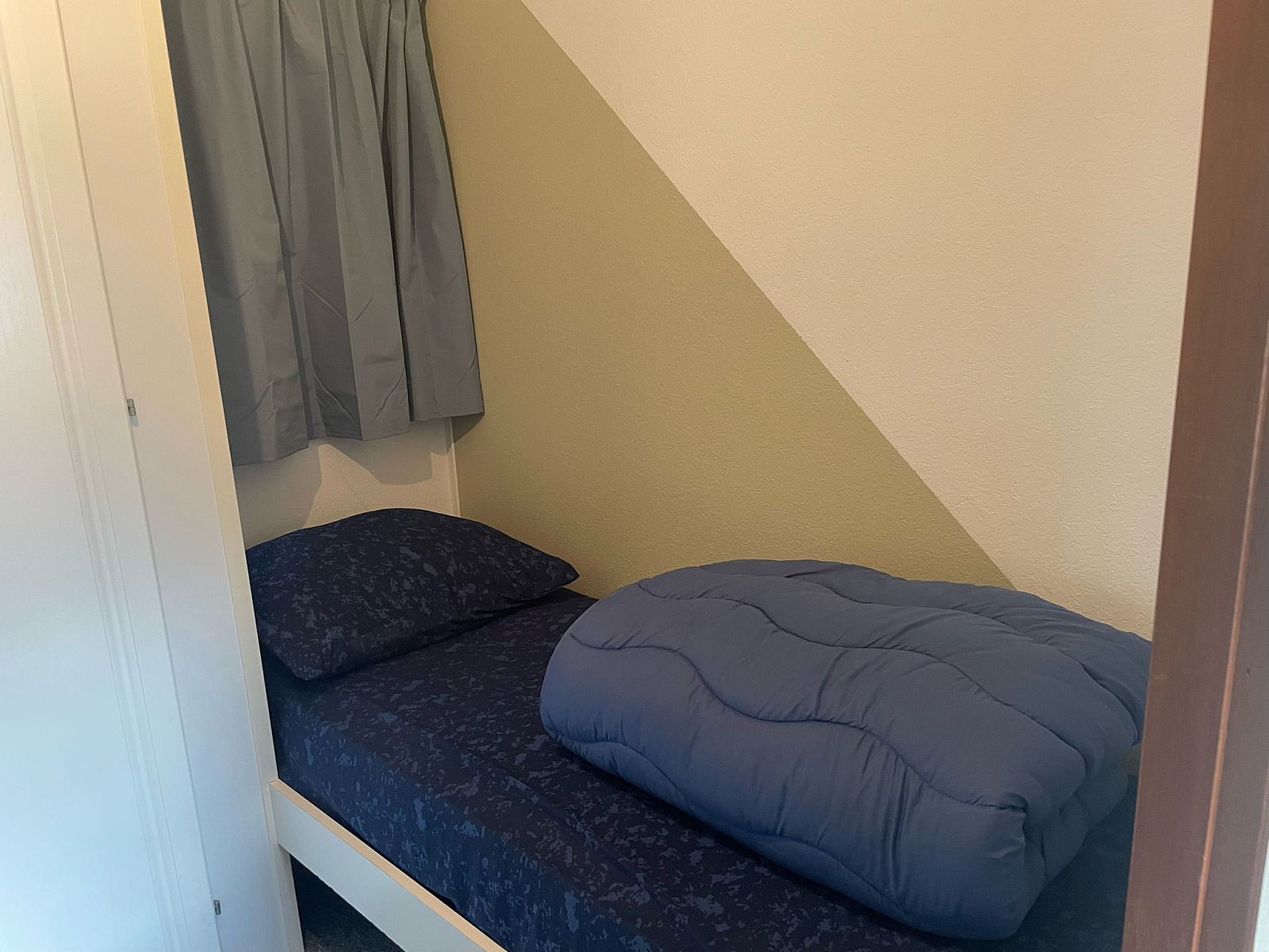 Guest house 631650 - Holiday property Zeeuws-Vlaanderen - Vakantiehuis NV 10 - Beach Resort Nieuwvliet Bad