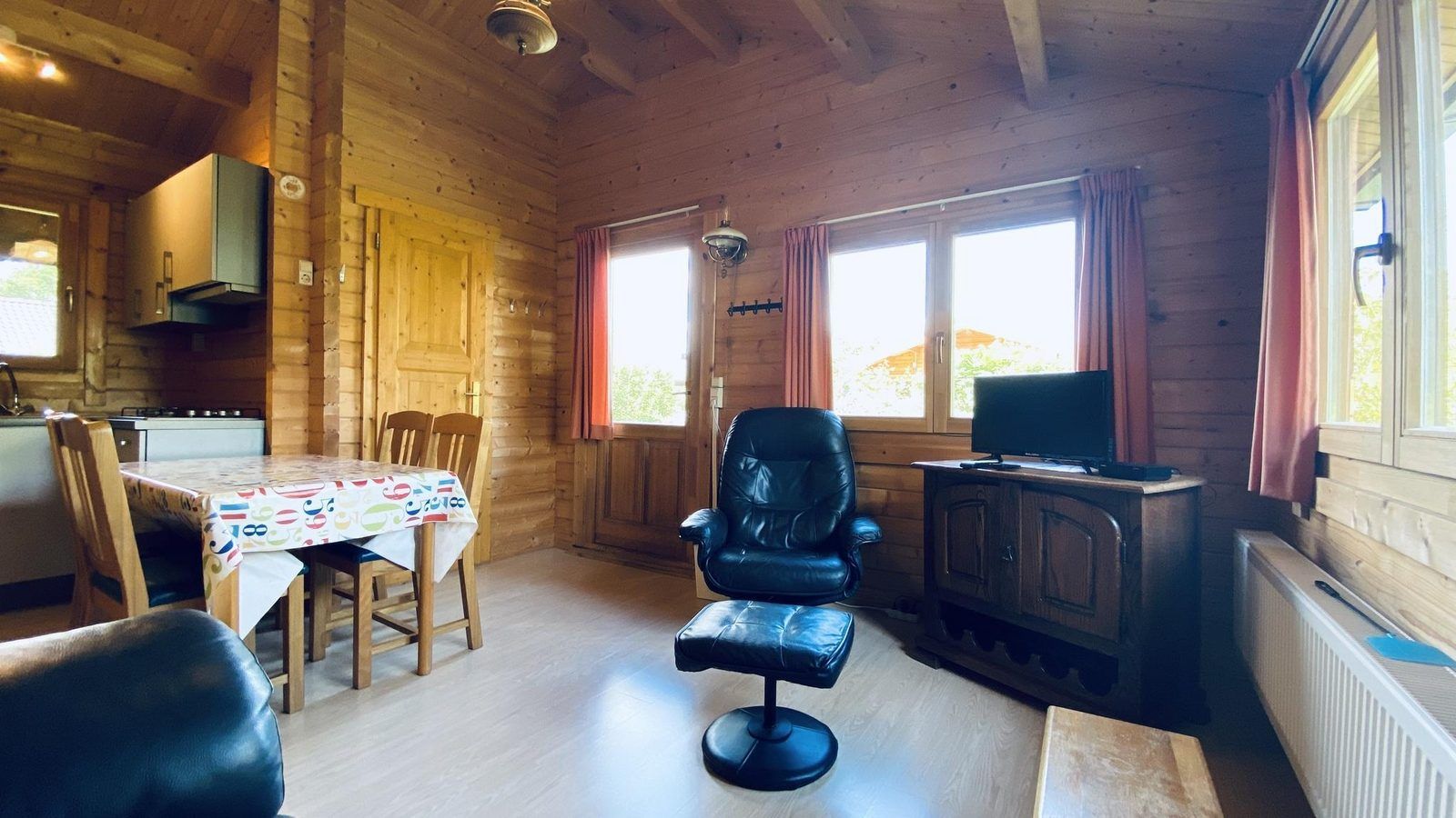 Guest house 632209 - Holiday property Zeeuws-Vlaanderen - VZ852 Vakantiechalet in Ossenisse