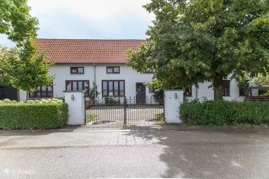 Guest house 633121 - Holiday property Zeeuws-Vlaanderen - Vakantiewoning 'De Oude School'