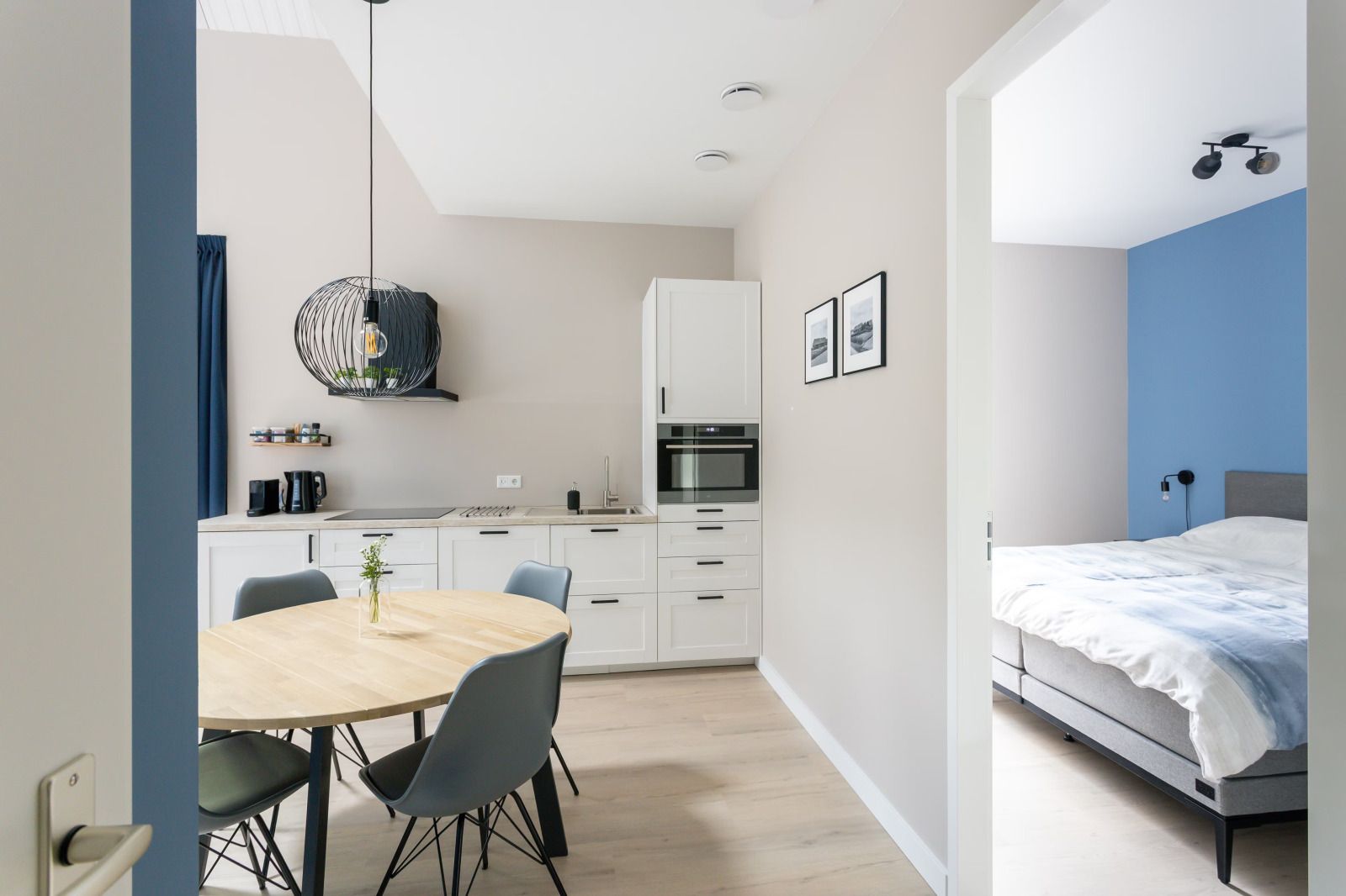 Luxurioeses Badezimmer im Ferienhaus ZE1455, Wemeldinge, mit geraeumiger Dusche.