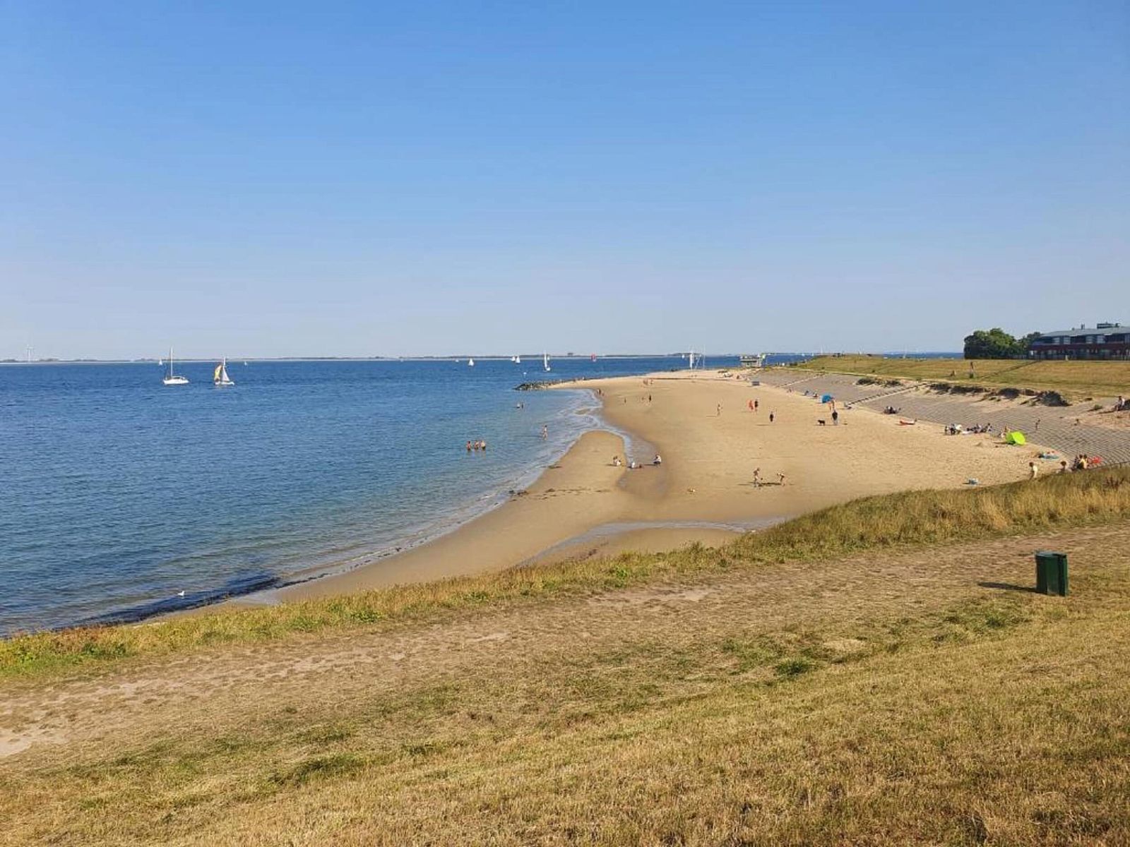 Guest house 6406195 - Holiday property Zuid-Beveland - Villapark De Oesterbaai 85