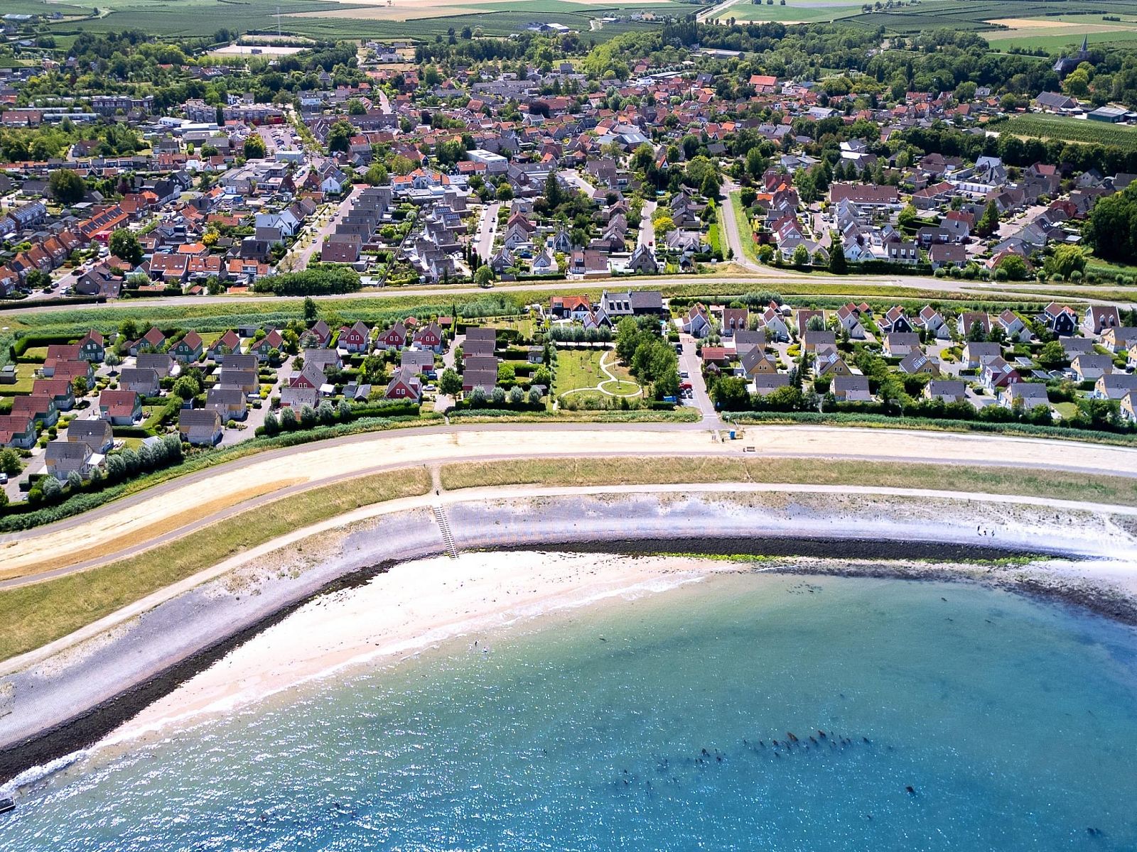 Guest house 6406195 - Holiday property Zuid-Beveland - Villapark De Oesterbaai 85