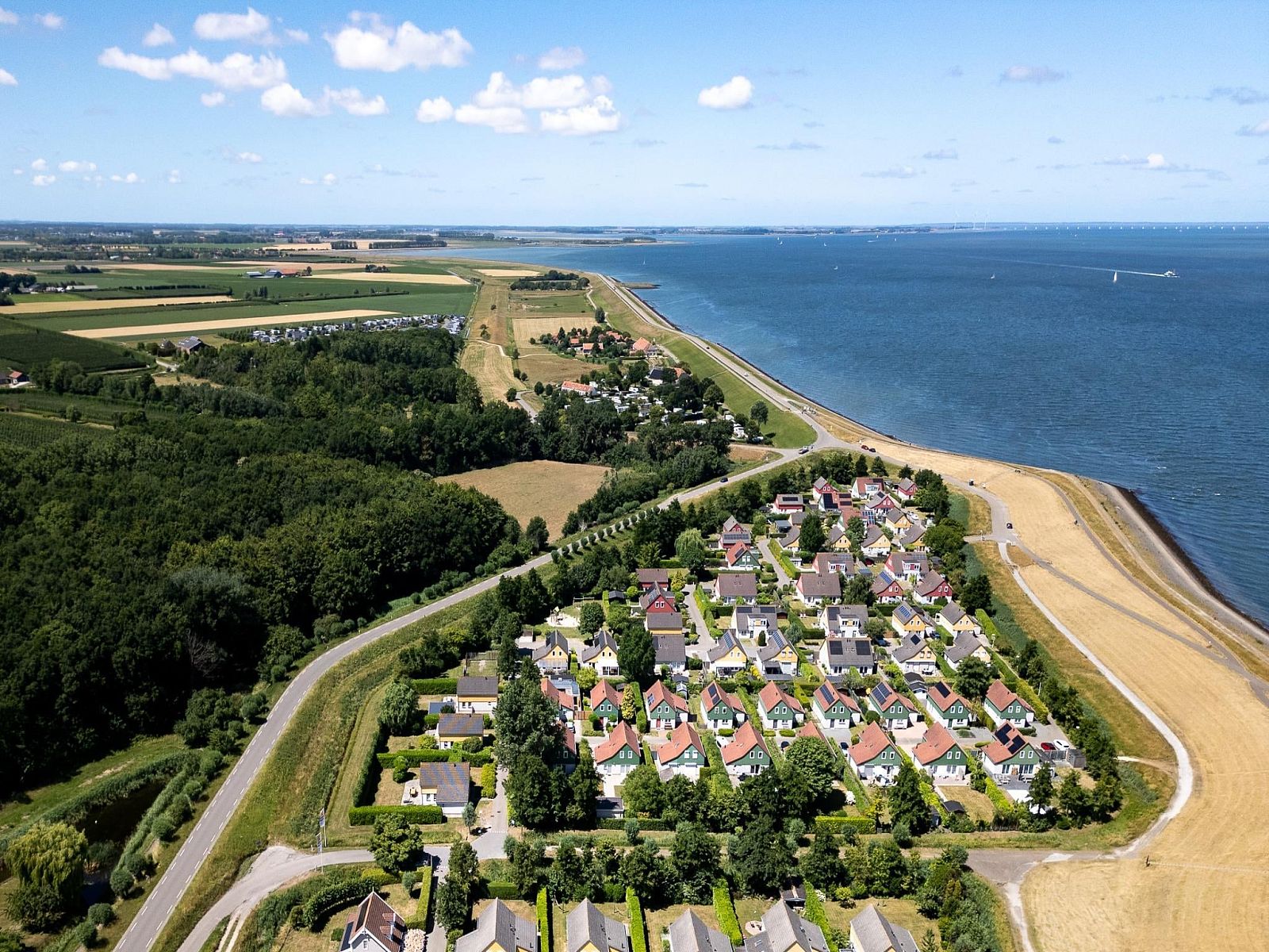 Verblijf 6406196 - Vakantiewoning Zuid-Beveland - Villapark De Oesterbaai 111
