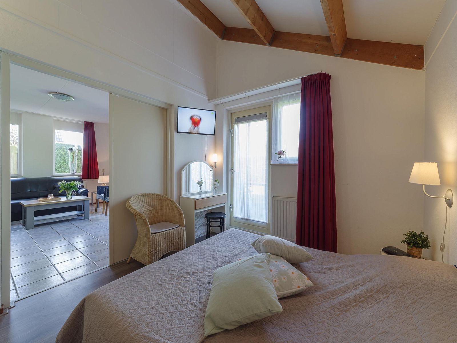 Guest house 6406234 - Holiday property Zuid-Beveland - Villapark De Oesterbaai 75
