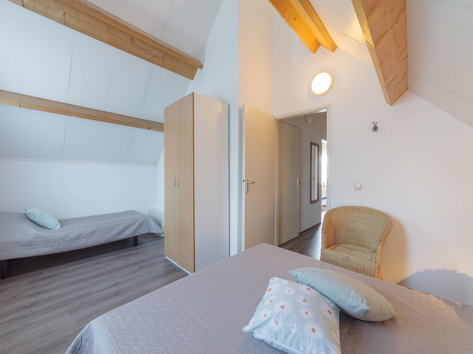Guest house 6406234 - Holiday property Zuid-Beveland - Villapark De Oesterbaai 75