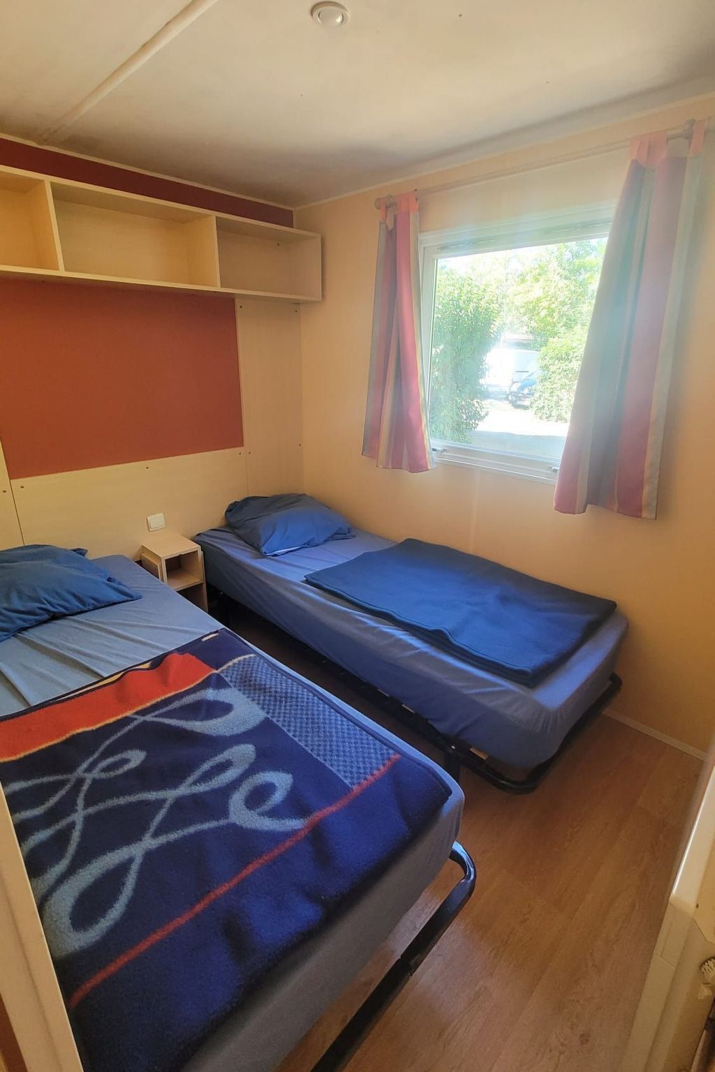 Guest house 640825 - Apartment Zuid-Beveland - Appartement Mobilheim "Camping Scheldeoord"
