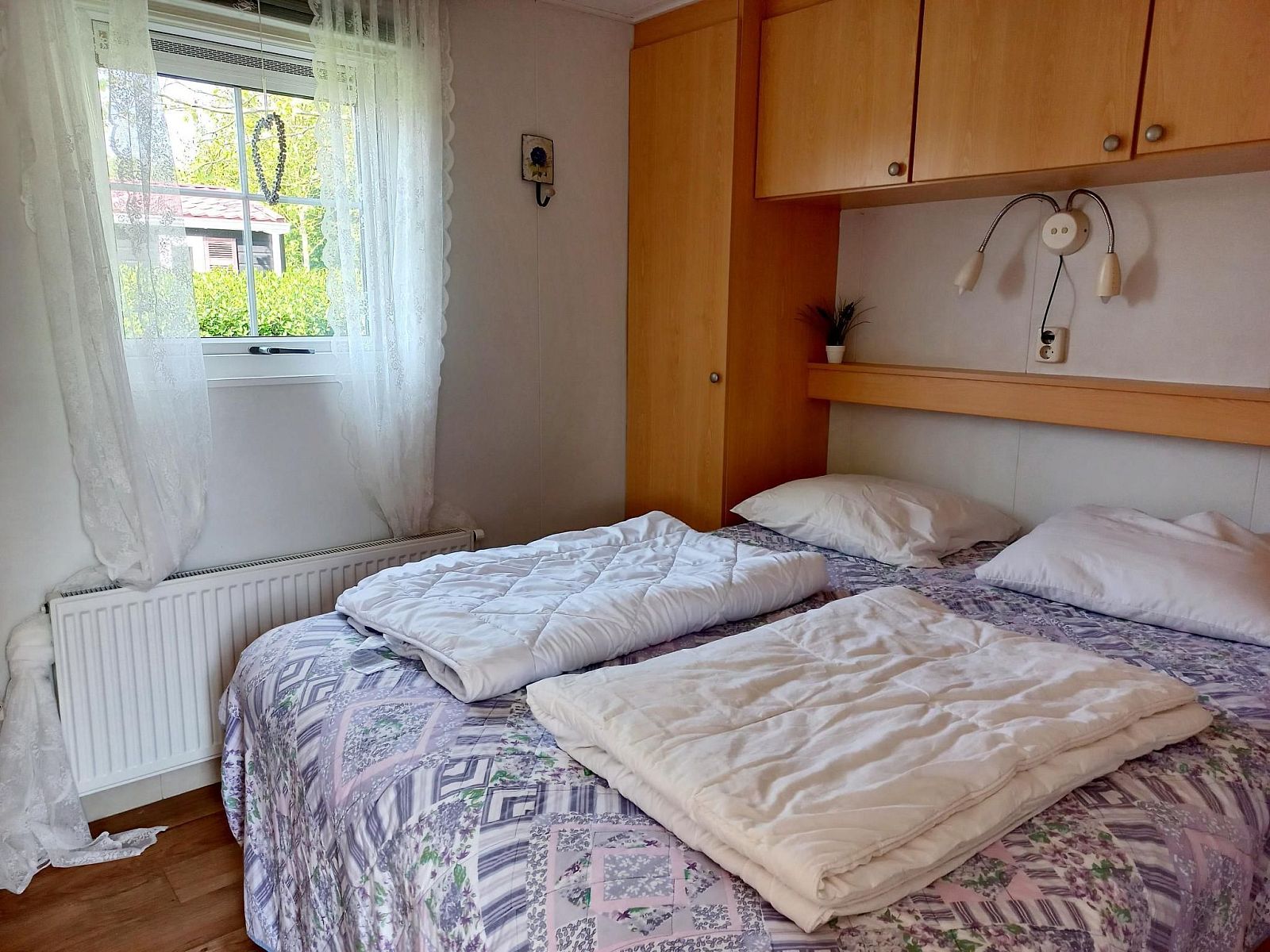 Unterkunft 640827 - Ferienhaus Zuid-Beveland - Vakantiehuis Gemütliches Chalet mit Terrasse