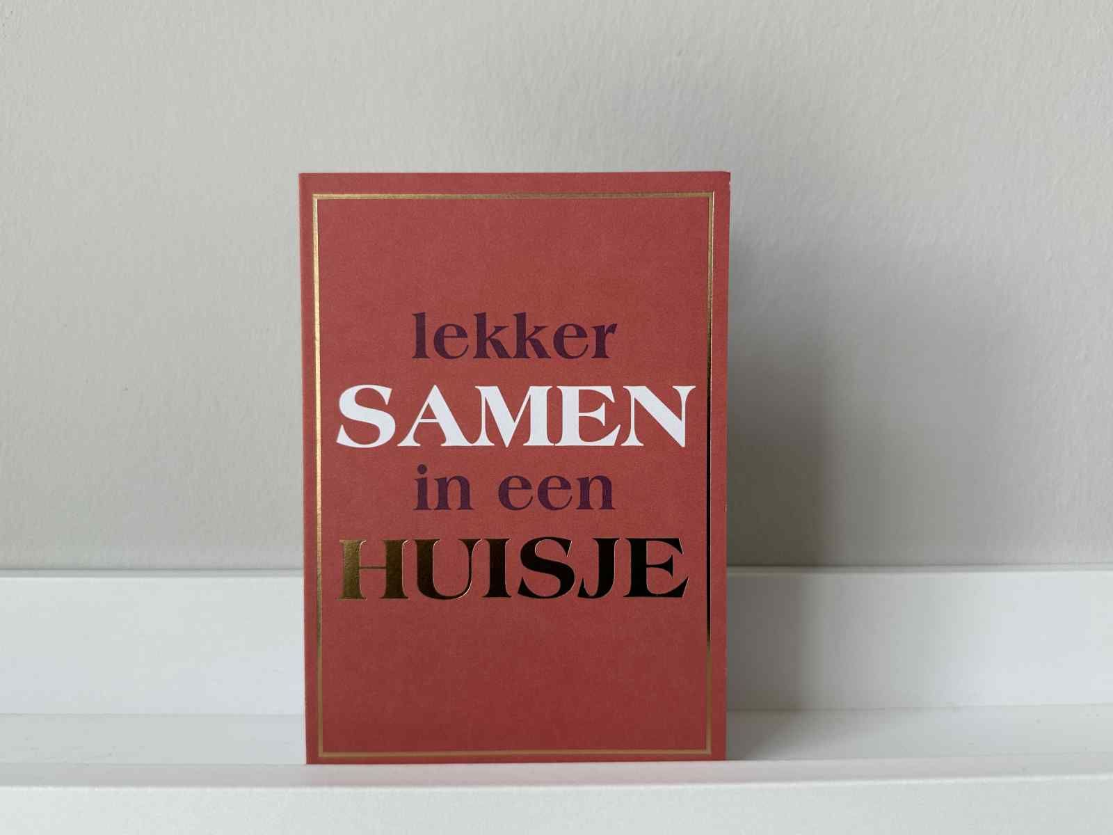 Ruime woonkamer in vakantiehuis ZE1365 in Kattendijke, met veel lichtinval en uitzicht op het groen.