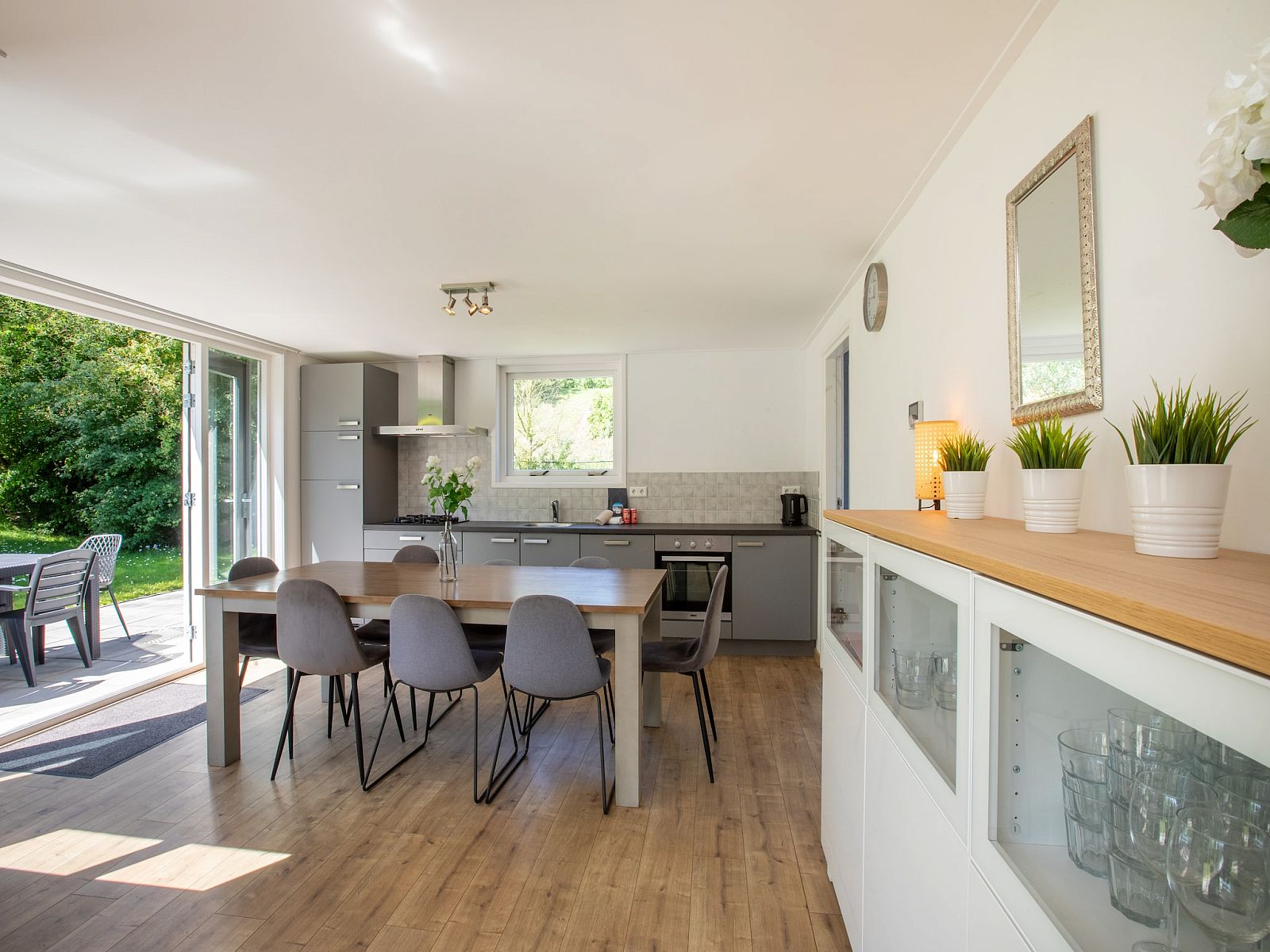 Guest house 642059 - Holiday property Zuid-Beveland - Inlaag 20