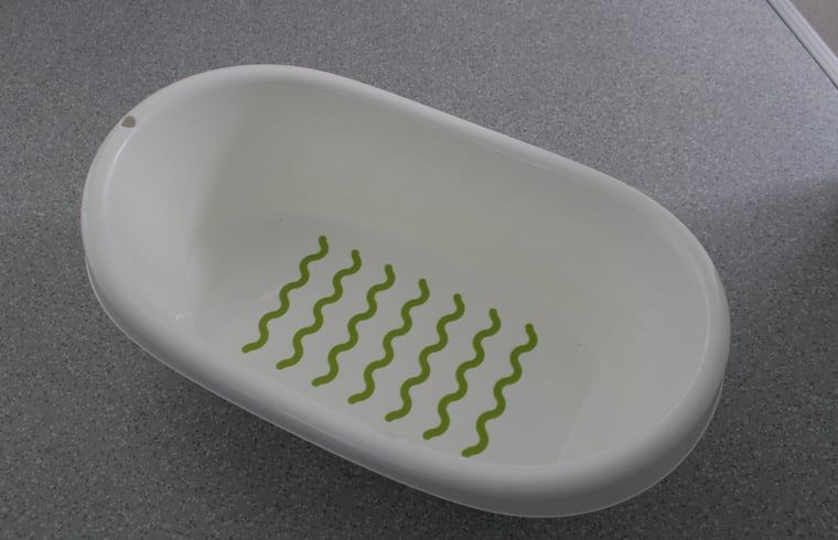 Crib available in Cottage in Lewedorp, ideal for families in South Beveland, Zeeland.