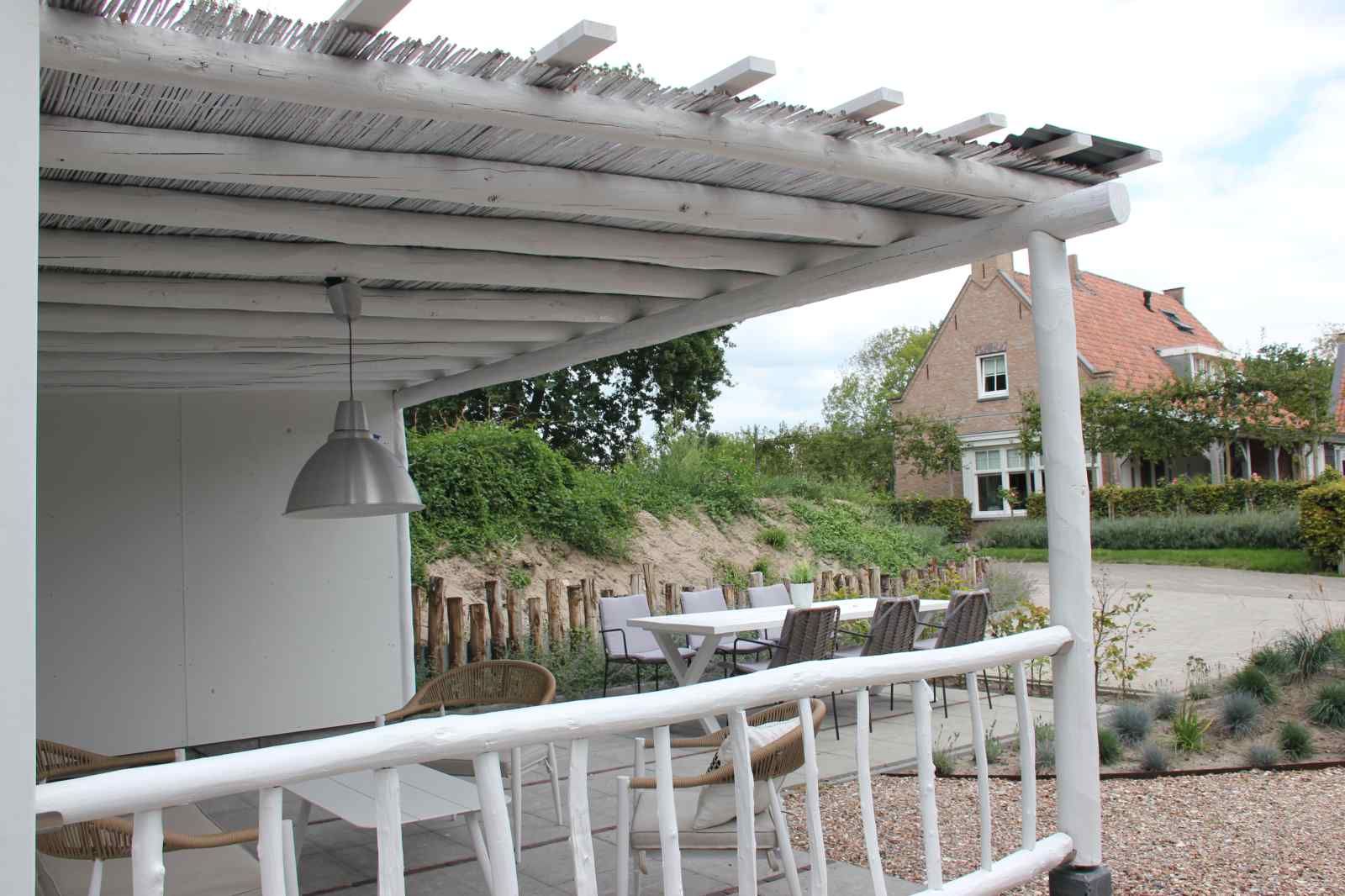 Gemuetliches Ecksofa im Ferienhaus ZH330, Ouddorp, ideal fuer Entspannung in Zuid-Holland.