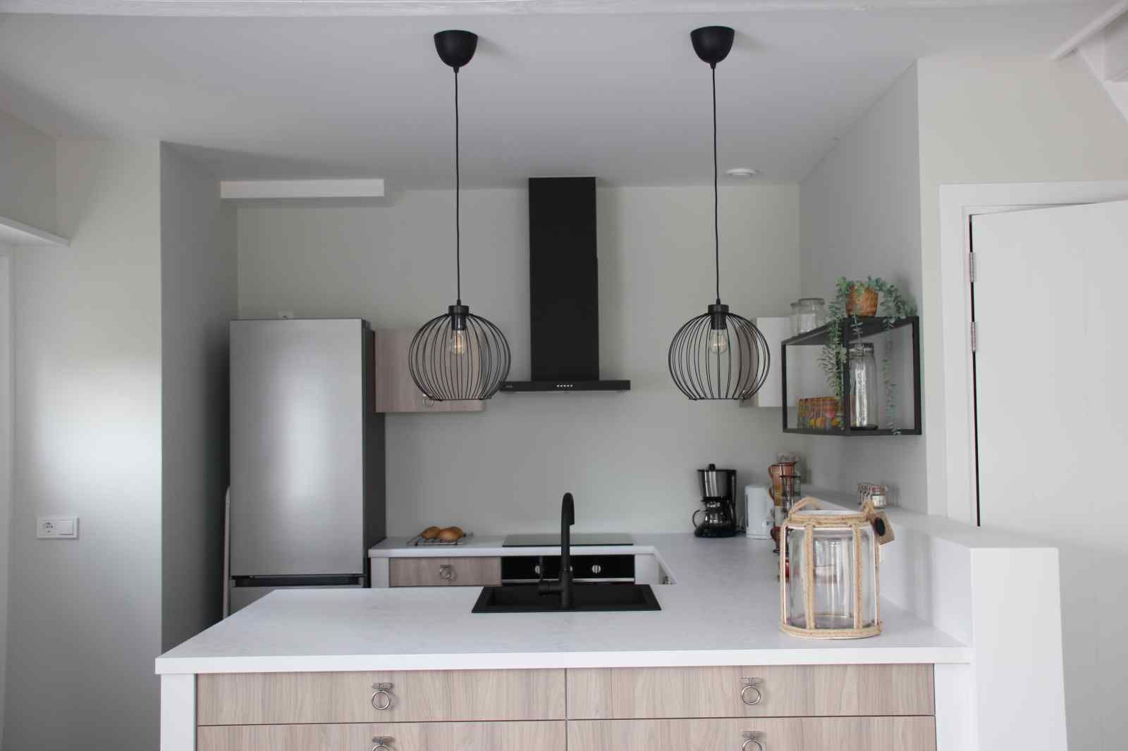 Gemuetliches Schlafzimmer im Ferienhaus ZH330, Ouddorp, mit Einzelbett und Tageslicht.