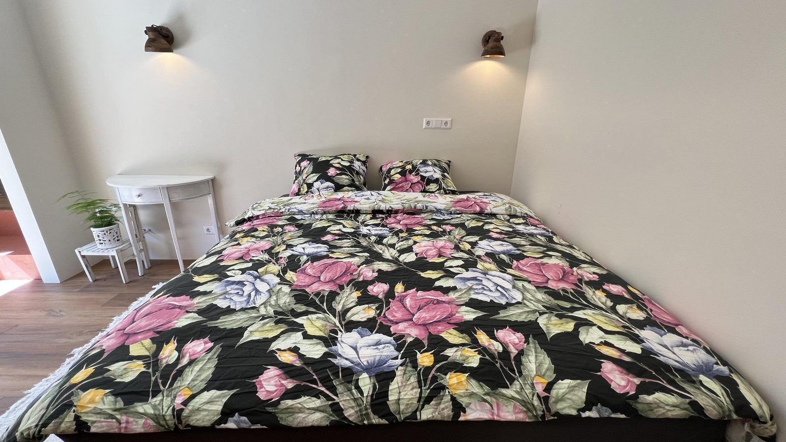 Luxe douchecabine in VZ1114 Vakantieappartement in Ouddorp voor ultiem comfort.