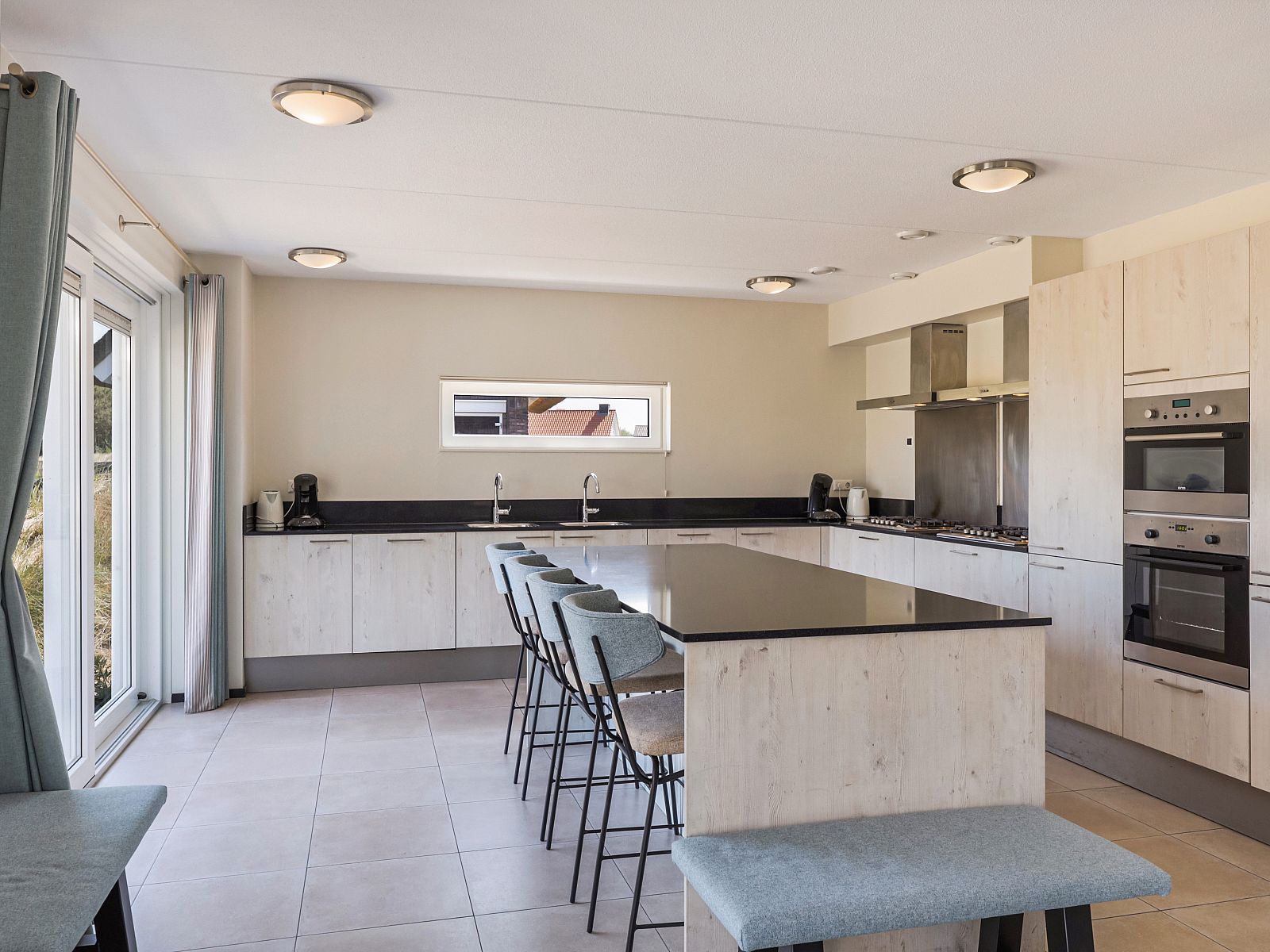 Verblijf 6601198 - Bungalow Goeree-Overflakkee - Strand Resort Ouddorp Duin | 24-persoons villa - Sterduin | 