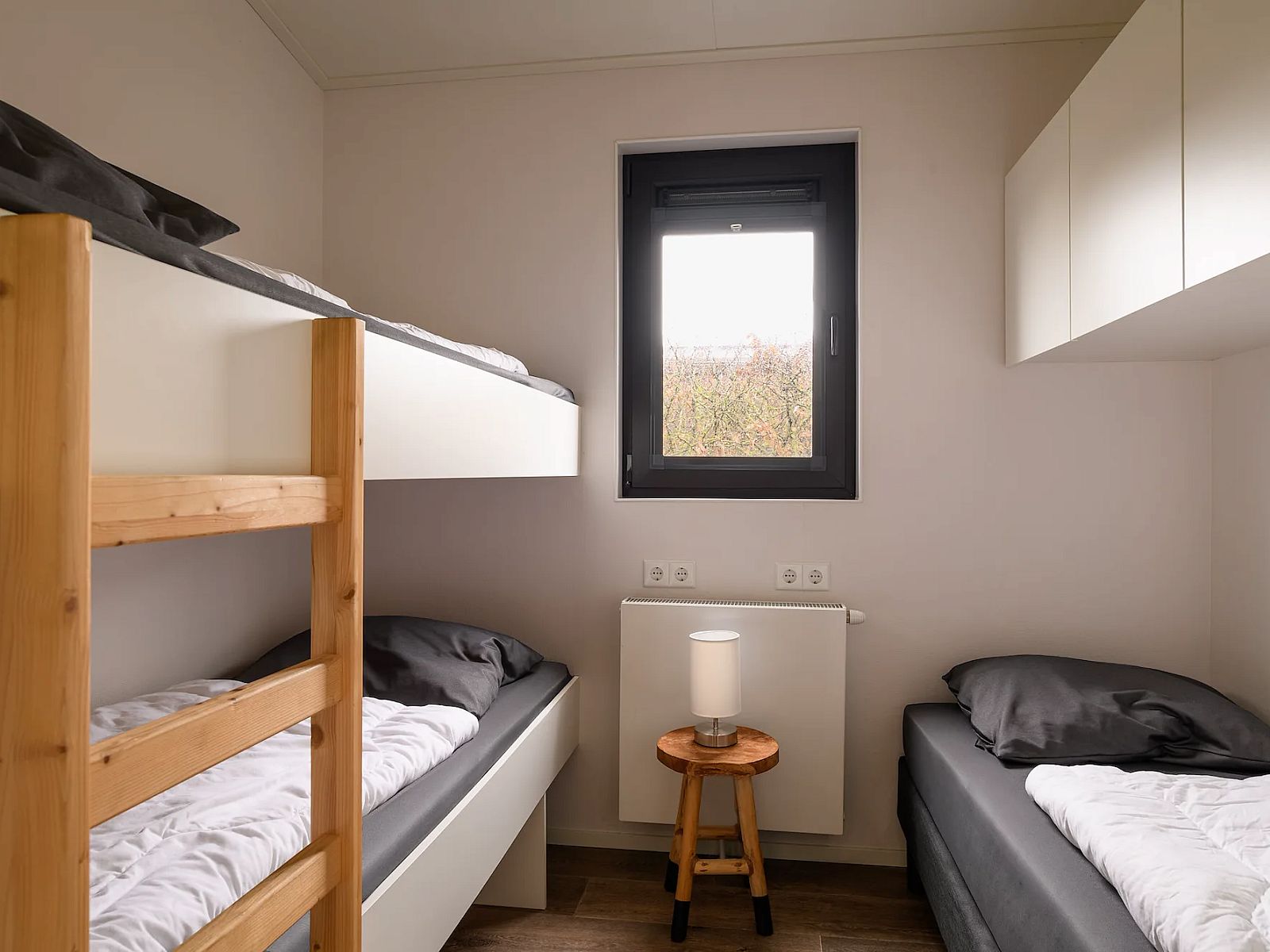 Guest house 661221 - Holiday property Goeree-Overflakkee - Vrijstaande woning in Herkingen