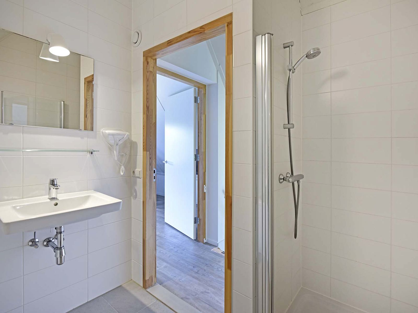 Guest house 670827 - Holiday property Groene hart - Geschakelde woning in Reeuwijk
