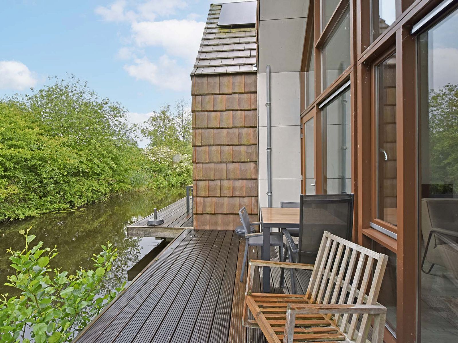 Guest house 670827 - Holiday property Groene hart - Geschakelde woning in Reeuwijk