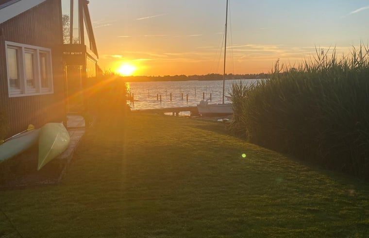 Guest house 670834 - Holiday property Groene hart - Vakantiehuis in Reeuwijk