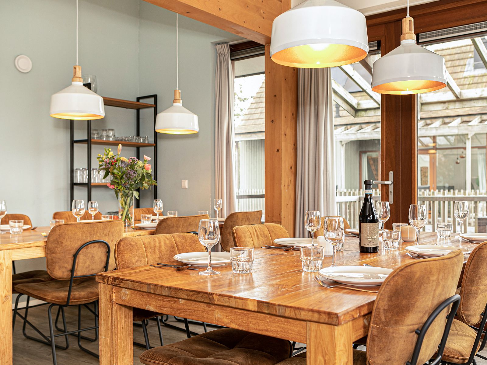 Unterkunft 670843 - Bungalow Groene hart - De Reeuwijkse Plassen | 12-persoons waterwoning - Ravensberg