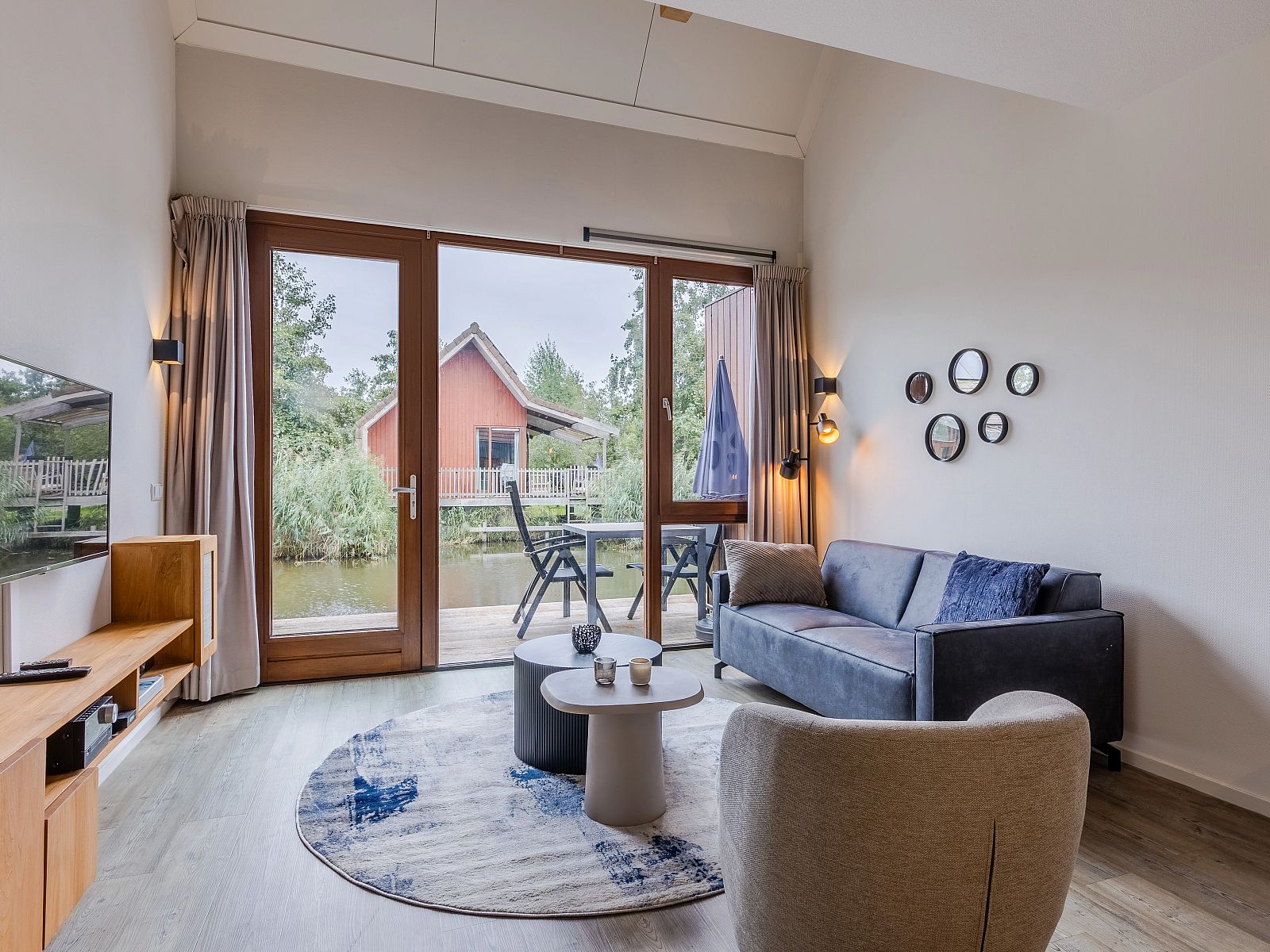 Verblijf 670868 - Bungalow Groene hart - De Reeuwijkse Plassen | 2-persoons waterwoning | 2C