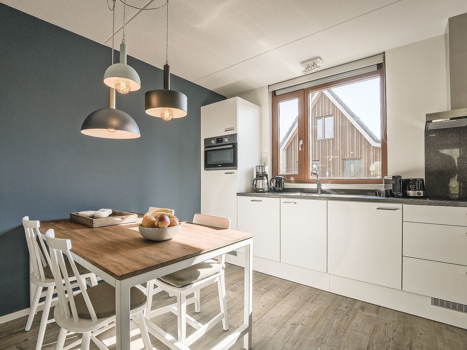 Verblijf 670870 - Bungalow Groene hart - De Reeuwijkse Plassen | 4-persoons waterwoning | 4C2