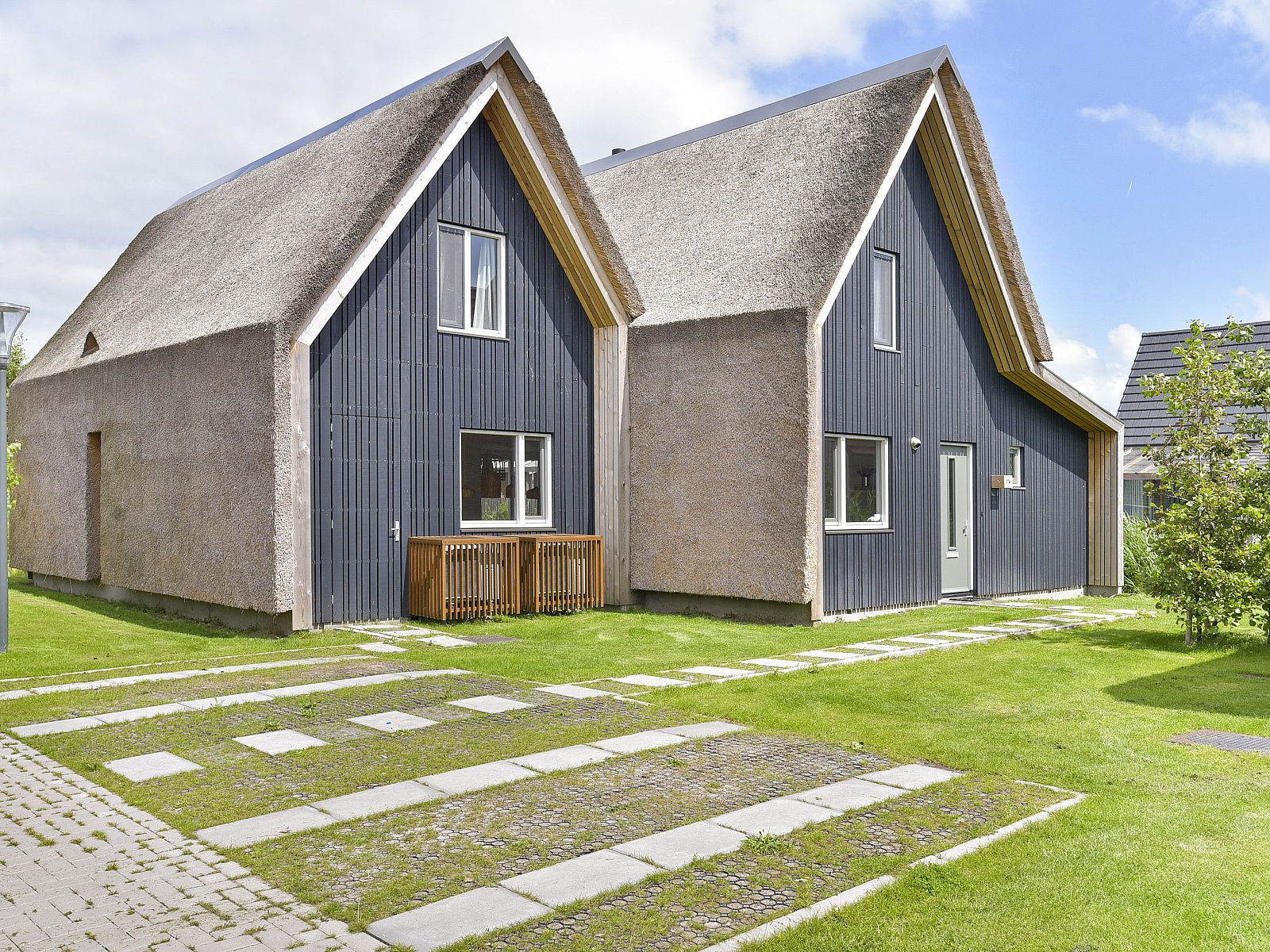 Verblijf 670874 - Bungalow Groene hart - De Reeuwijkse Plassen | 10-persoons waterwoning - De Venen |