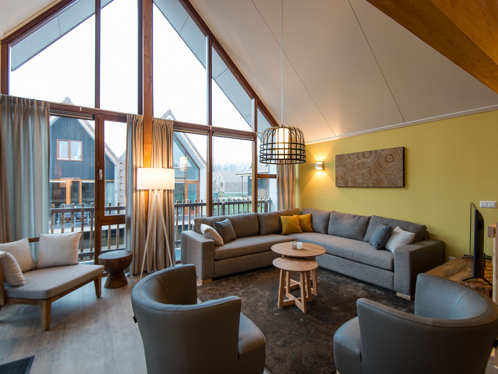 Verblijf 670874 - Bungalow Groene hart - De Reeuwijkse Plassen | 10-persoons waterwoning - De Venen |