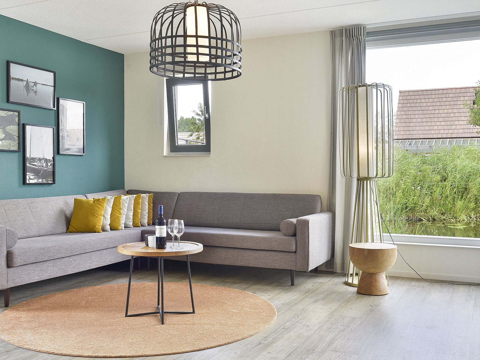 Verblijf 670874 - Bungalow Groene hart - De Reeuwijkse Plassen | 10-persoons waterwoning - De Venen |