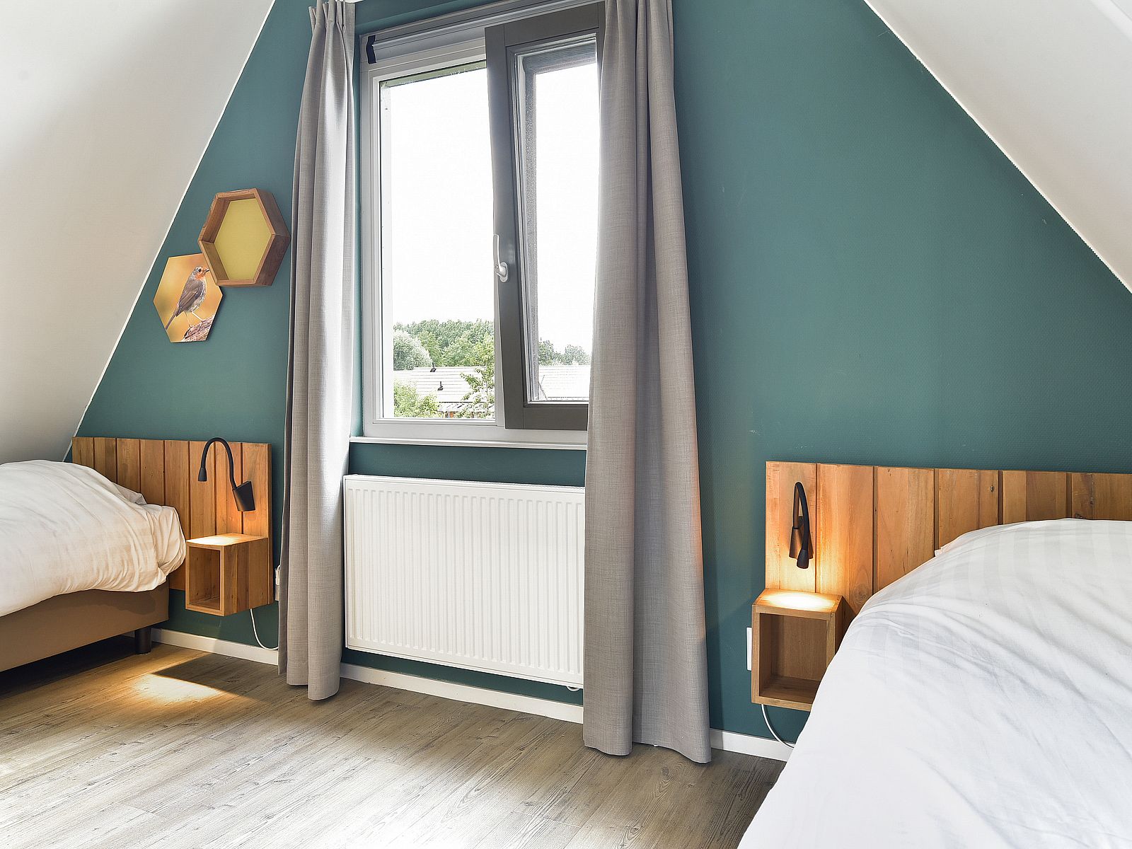 Verblijf 670874 - Bungalow Groene hart - De Reeuwijkse Plassen | 10-persoons waterwoning - De Venen |